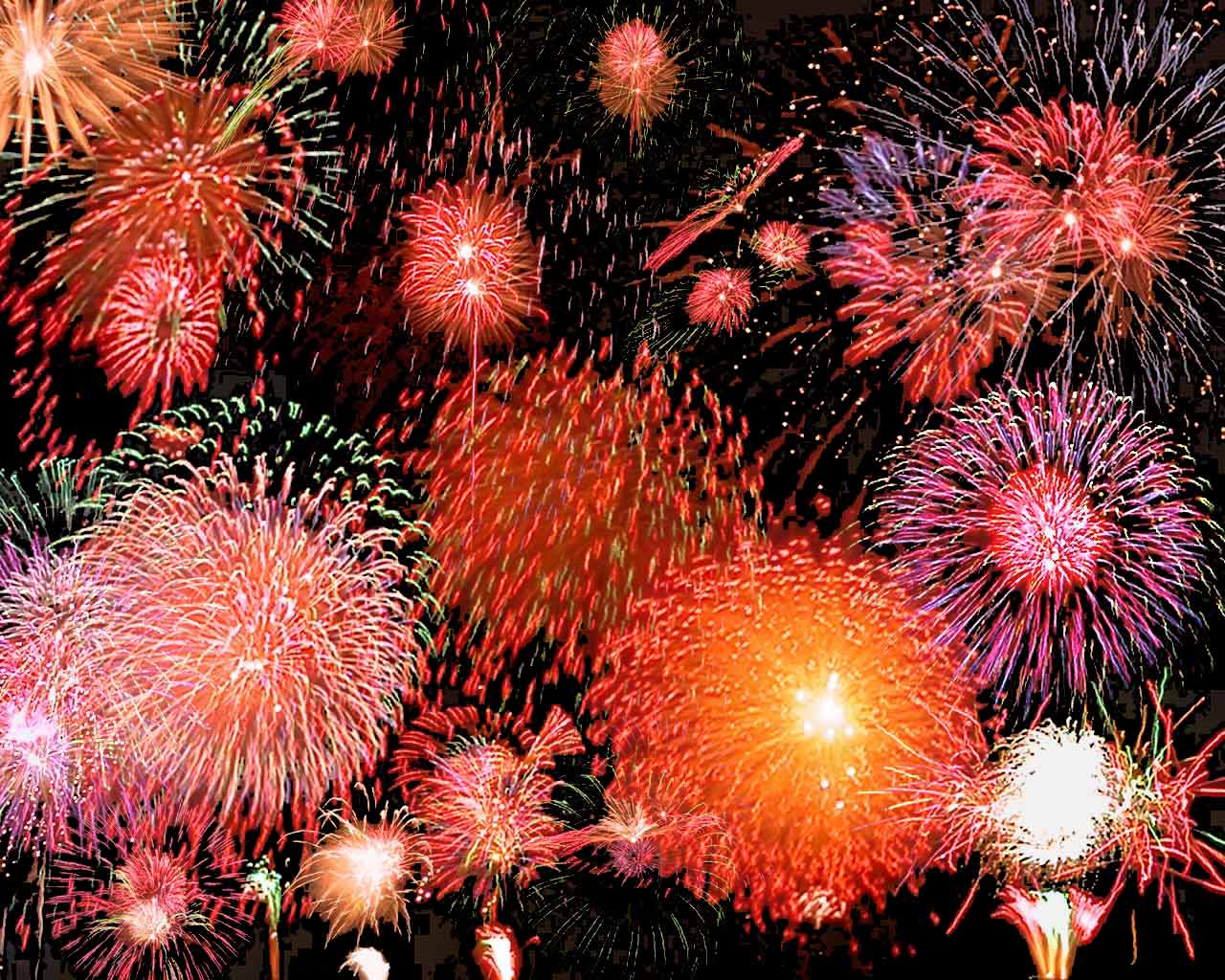 http://theevanstonian.files.wordpress.com/2011/07/fireworks11.jpg